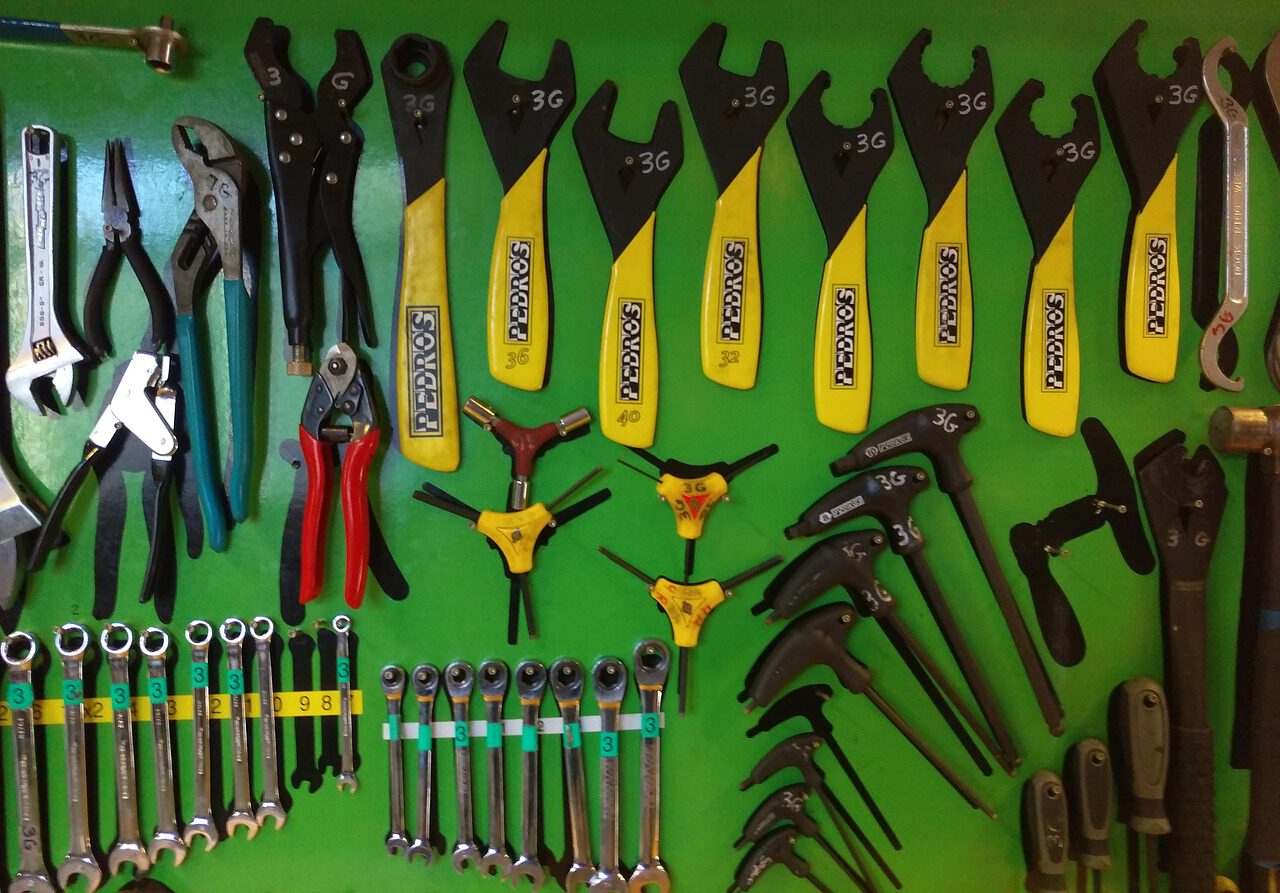 cycling, tools, cycle, bike, bicycle, repair, wrench, workshop, spanner, fixing, service, fix, mechanic, garage, repairman, mechanical, maintenance, green tools, green bike, green garage, green service